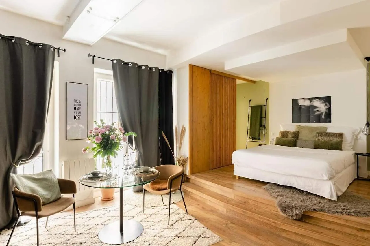 Majord'Home Spa - Les Nebuleuses - Suite Et Balneo Lyon
