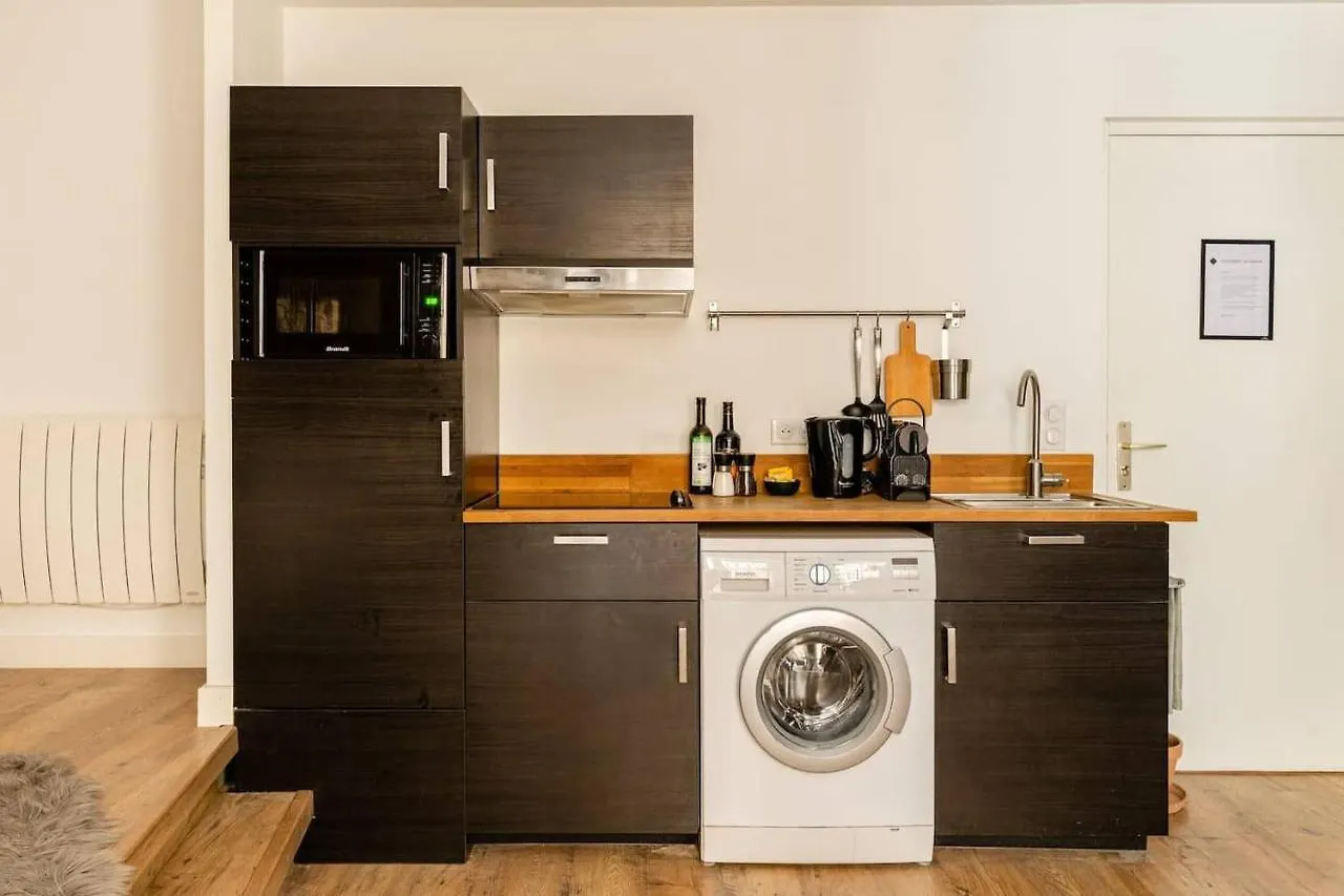 Majord'Home Spa - Les Nebuleuses - Suite Et Balneo Lyon 0*,  France