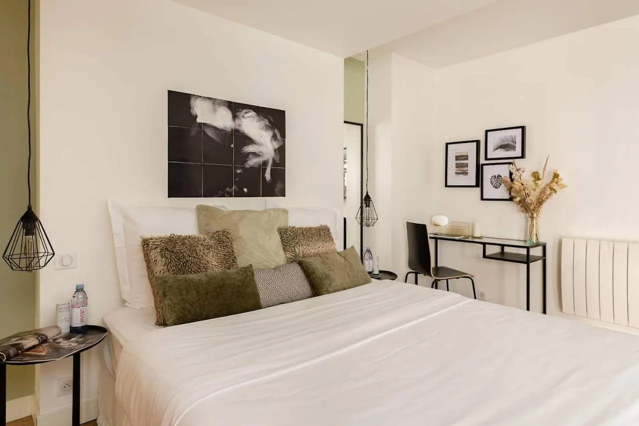 Apartment Majord'Home Spa - Les Nebuleuses - Suite Et Balneo Lyon